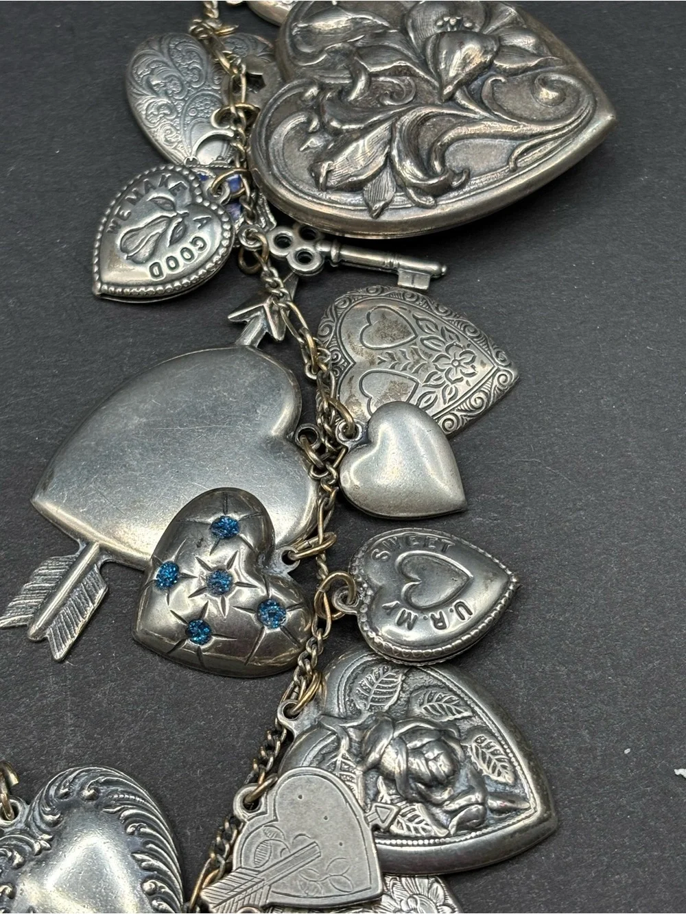 Vintage Pididdly Links Silver Heart Charm Locket Statement Necklace 24”
